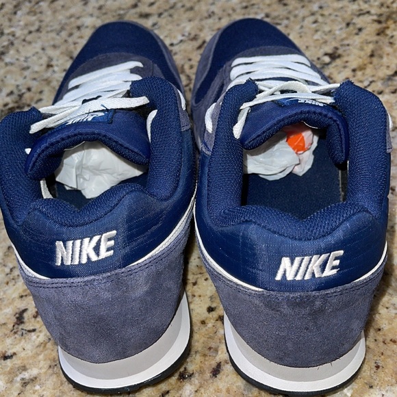 Nike MD Runner 2 - Picture 6 of 8